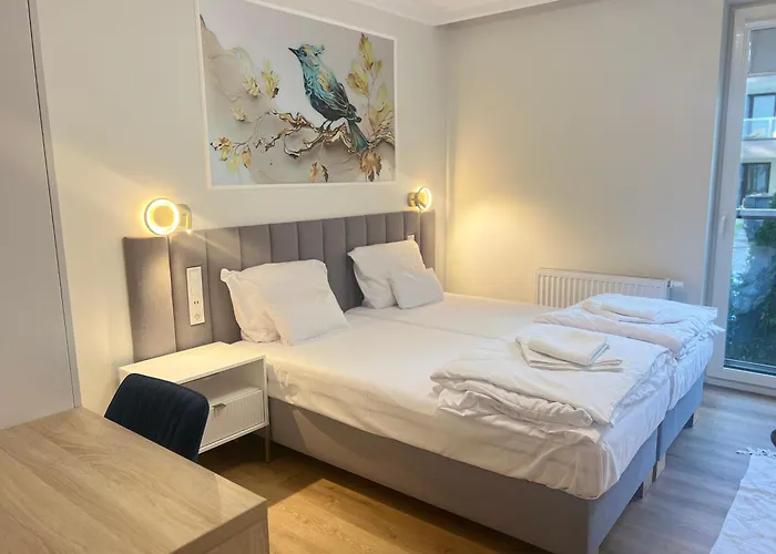 Apartament Sosnowy Przy Basenach Tropikalnych, Prywatny Parking