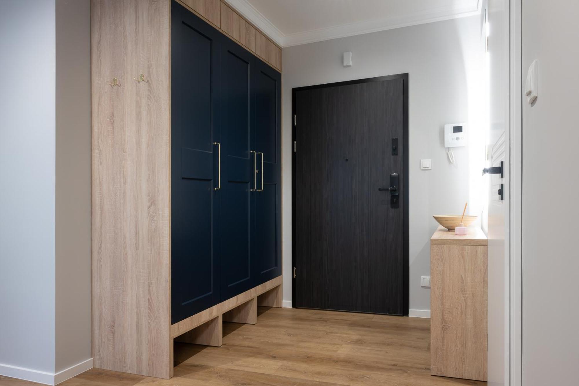Sosnowy Przy Basenach Tropikalnych, Prywatny Parking Apartment Kielce