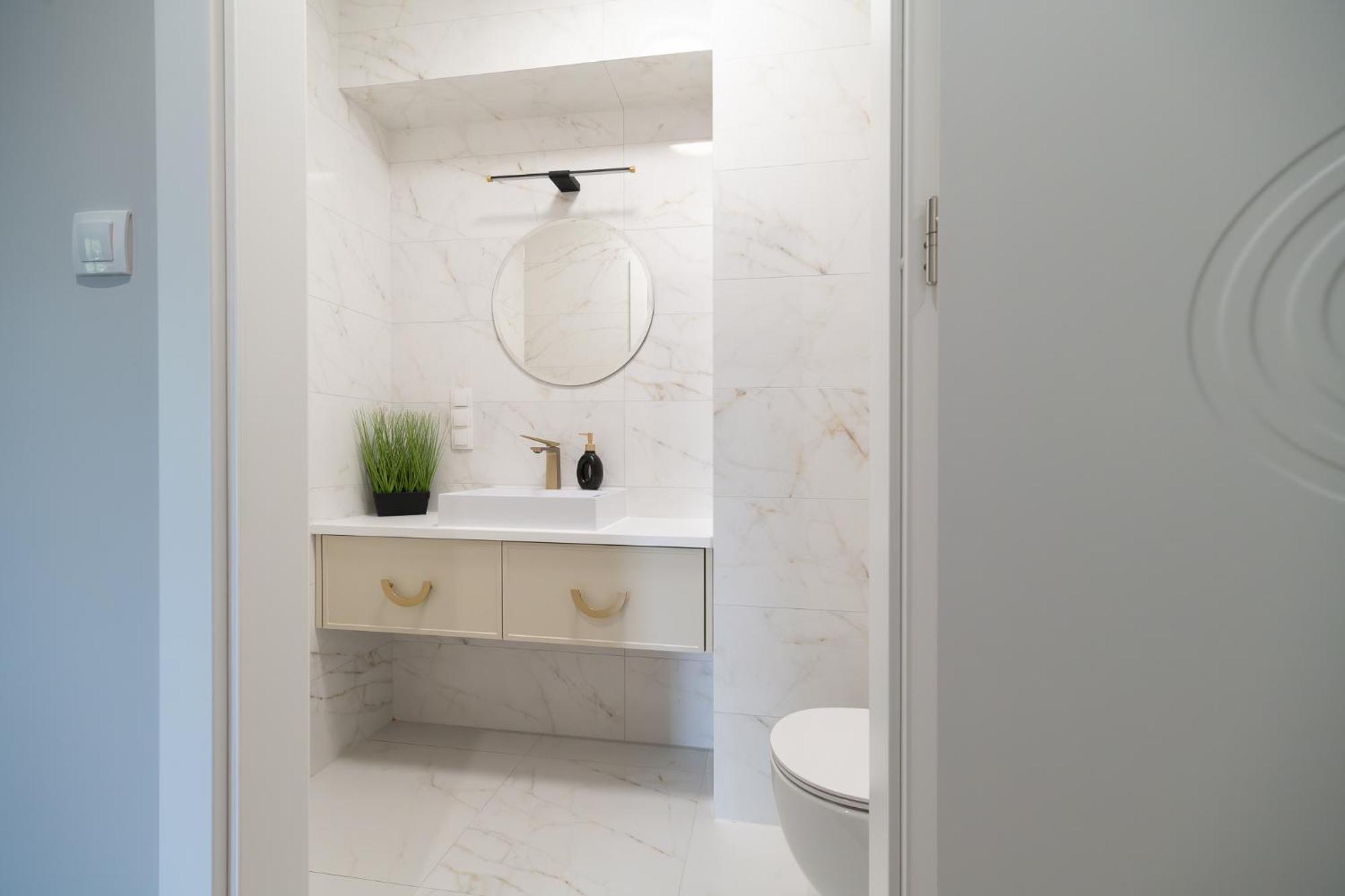 Apartment Sosnowy Przy Basenach Tropikalnych, Prywatny Parking Kielce